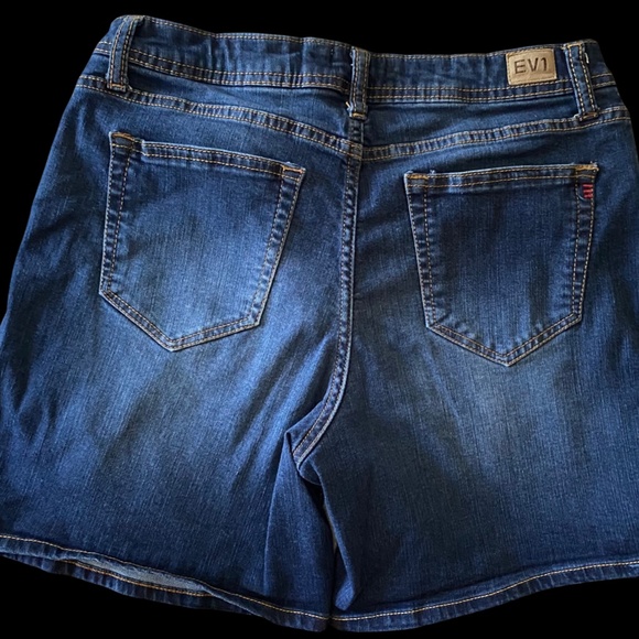 EV 1 Embroidered Denim Shorts - Picture 5 of 5
